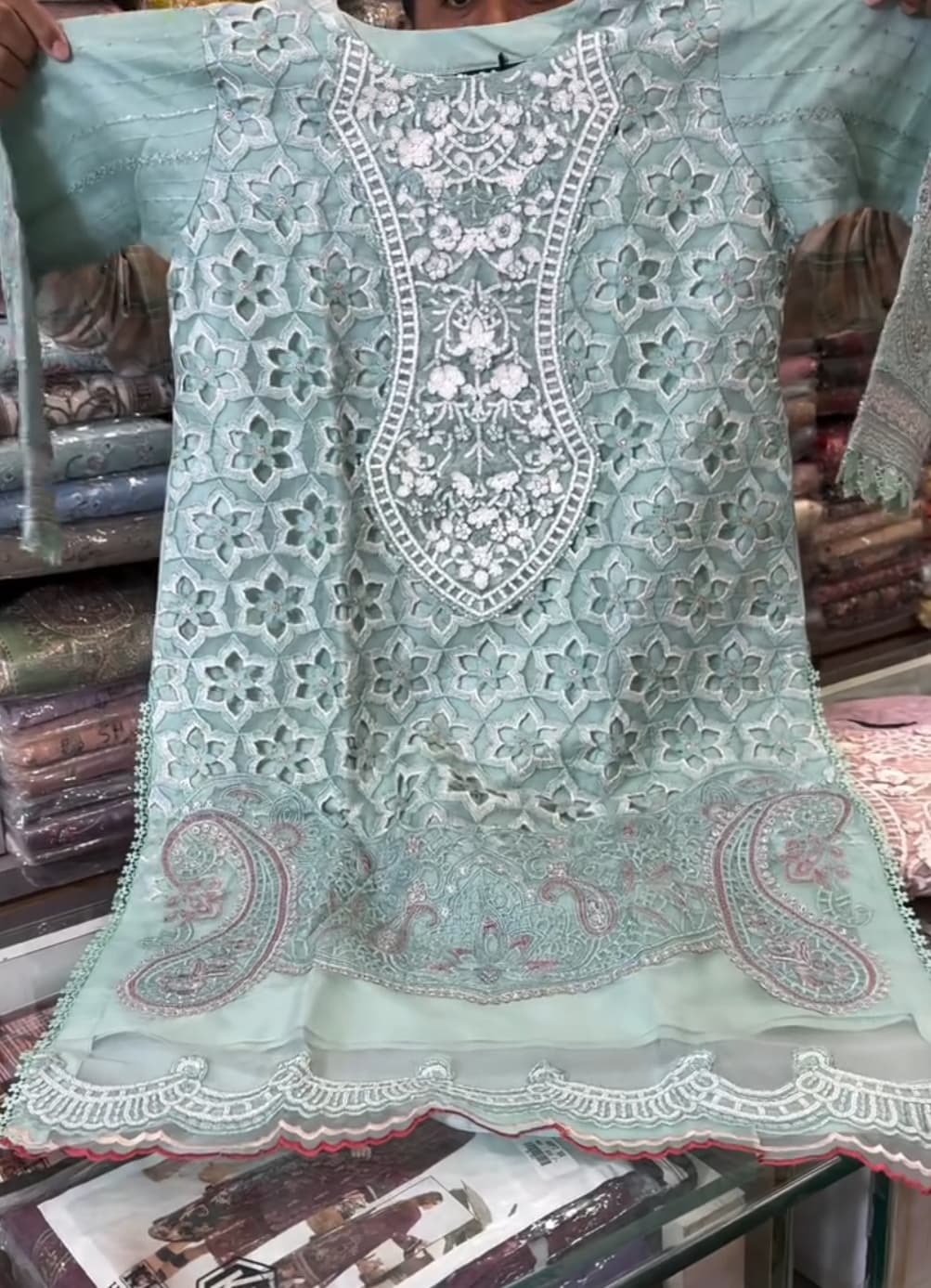 Women Embroidery CutWork Suit 😍